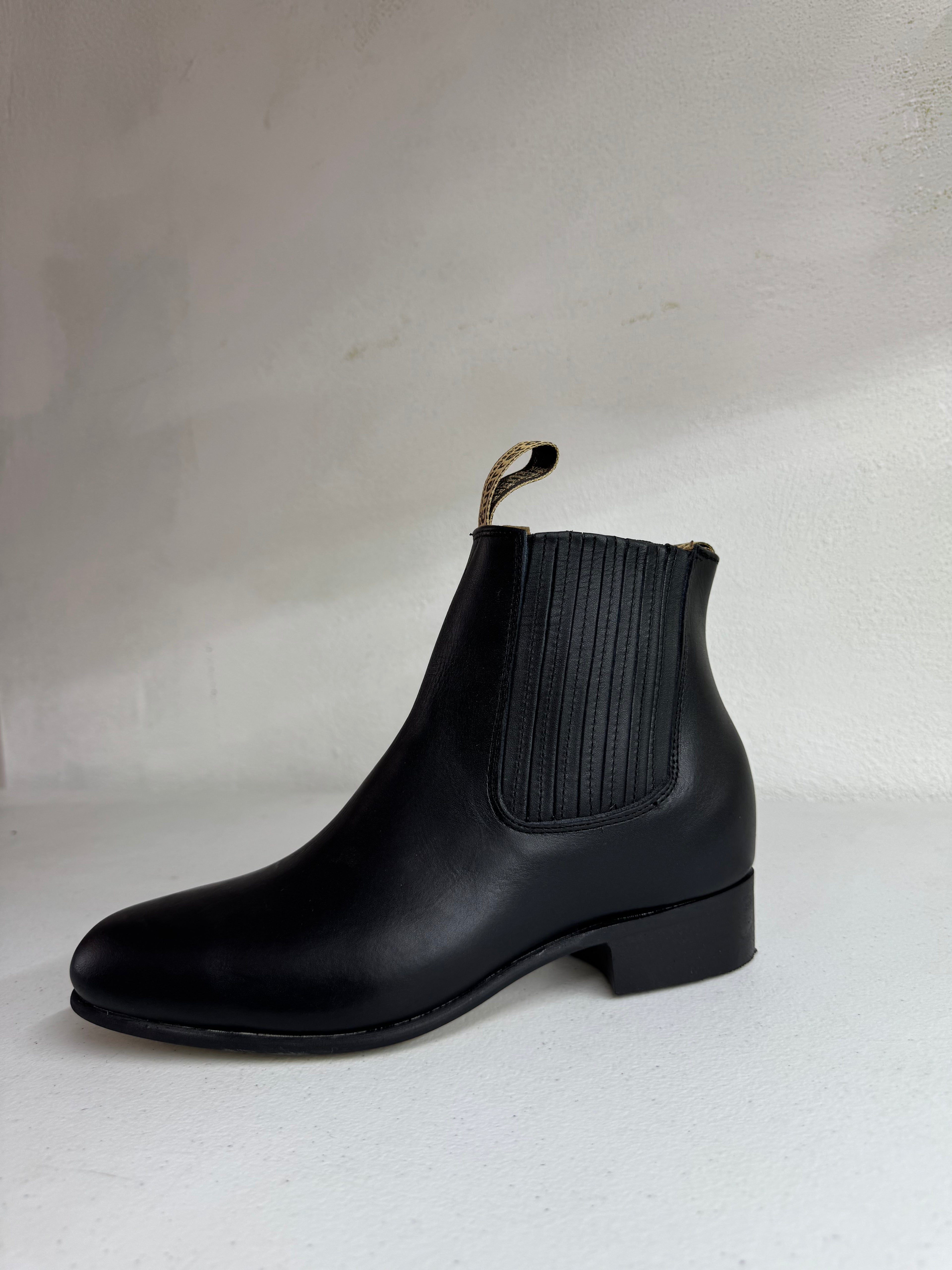 Botín C/P Guerrero N Negro