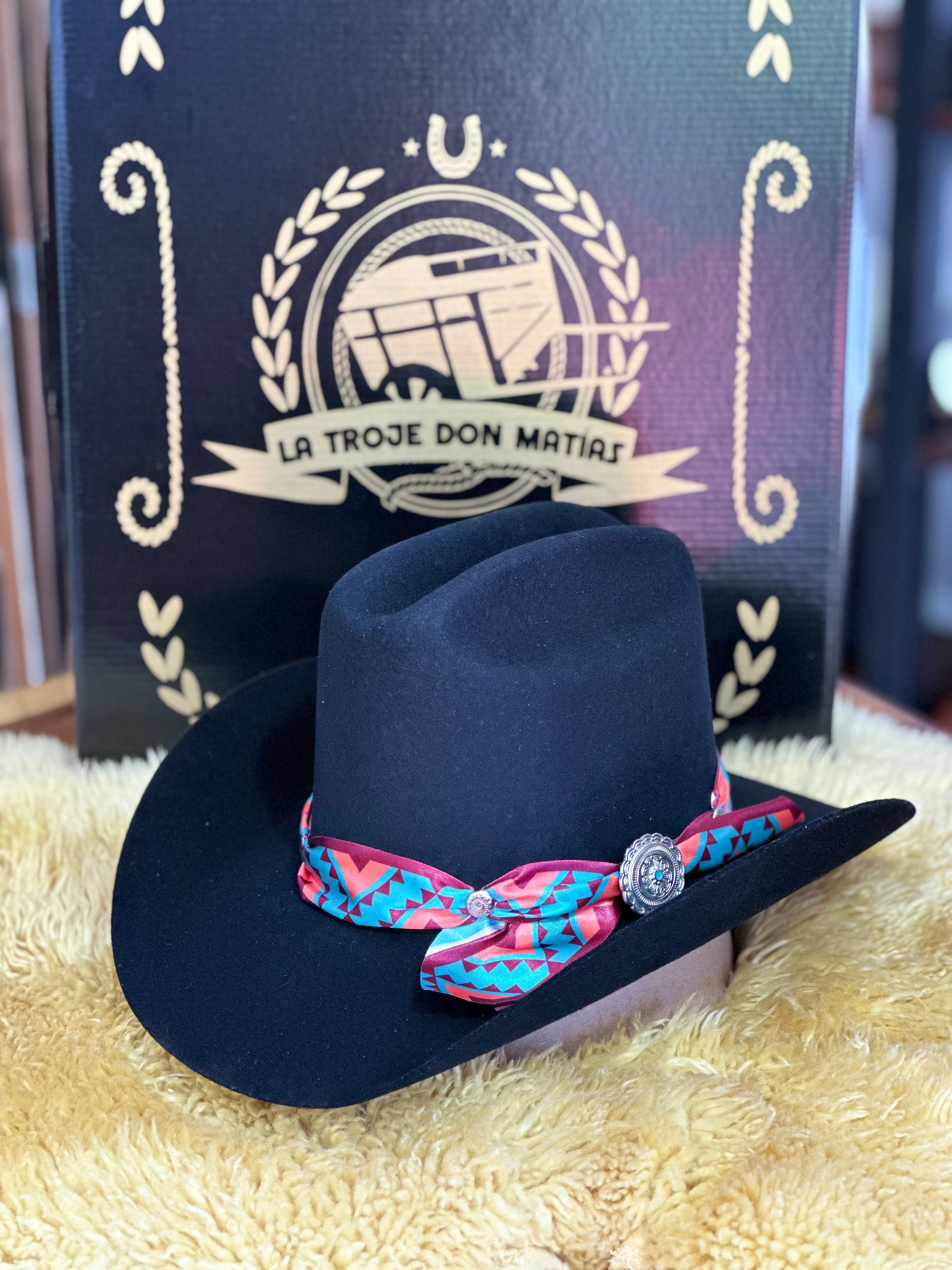toquilla nicol hats greca y concho